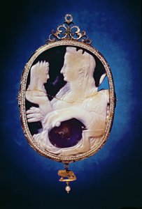 Sardonyx Cameo, jossa on keisari Augustuksen (63eKr-14jKr) ja Tiberiuksen (Claudius Nero) (42eKr-37jKr) Livian vaimon profiili, 1. vuosisadalla (sardonyx)